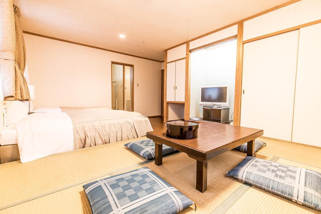Petit Hotel Enchante Хакуба Екстер'єр фото